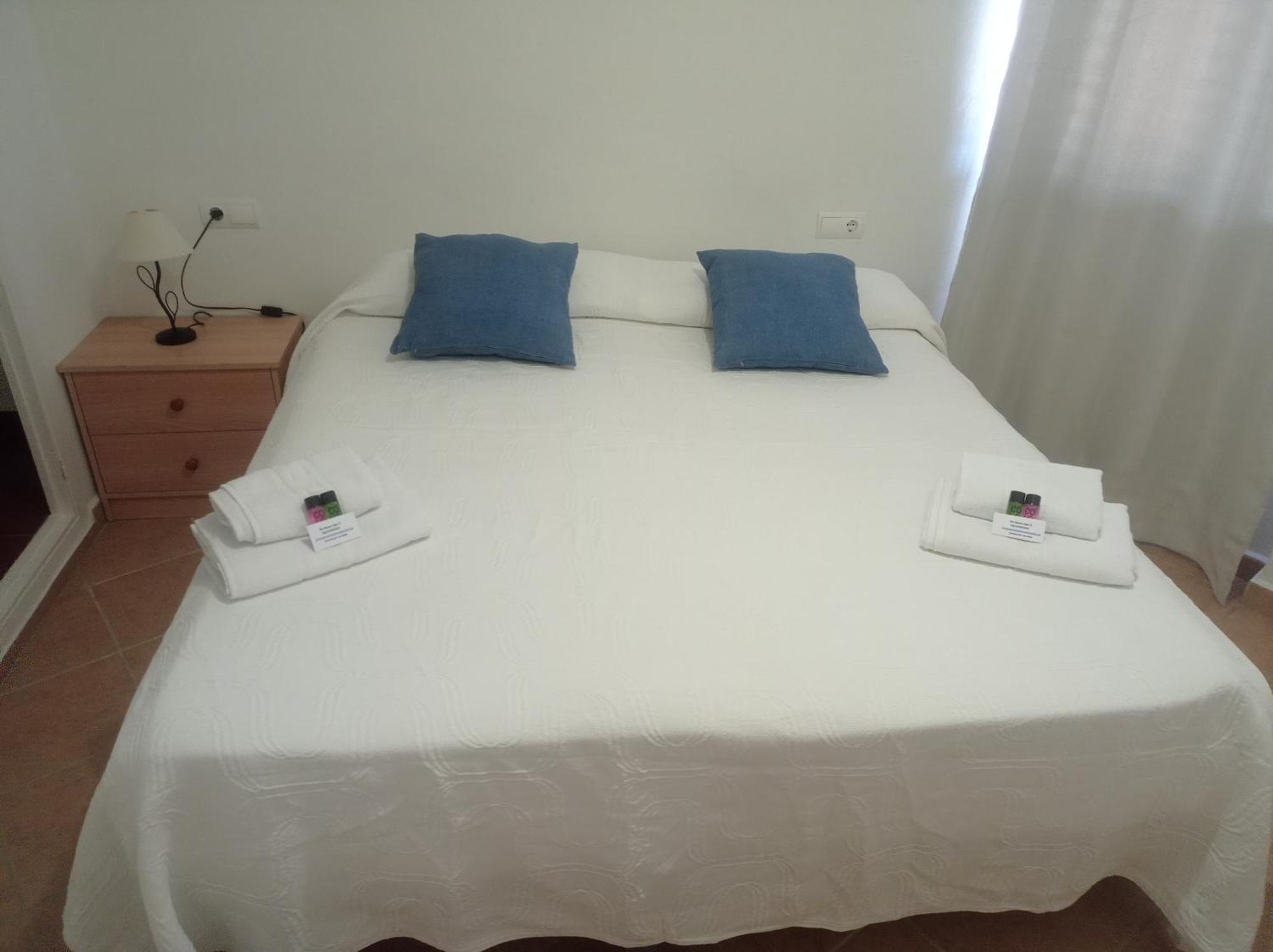 Apartamento Illa Blanca Es Pujols Exterior photo